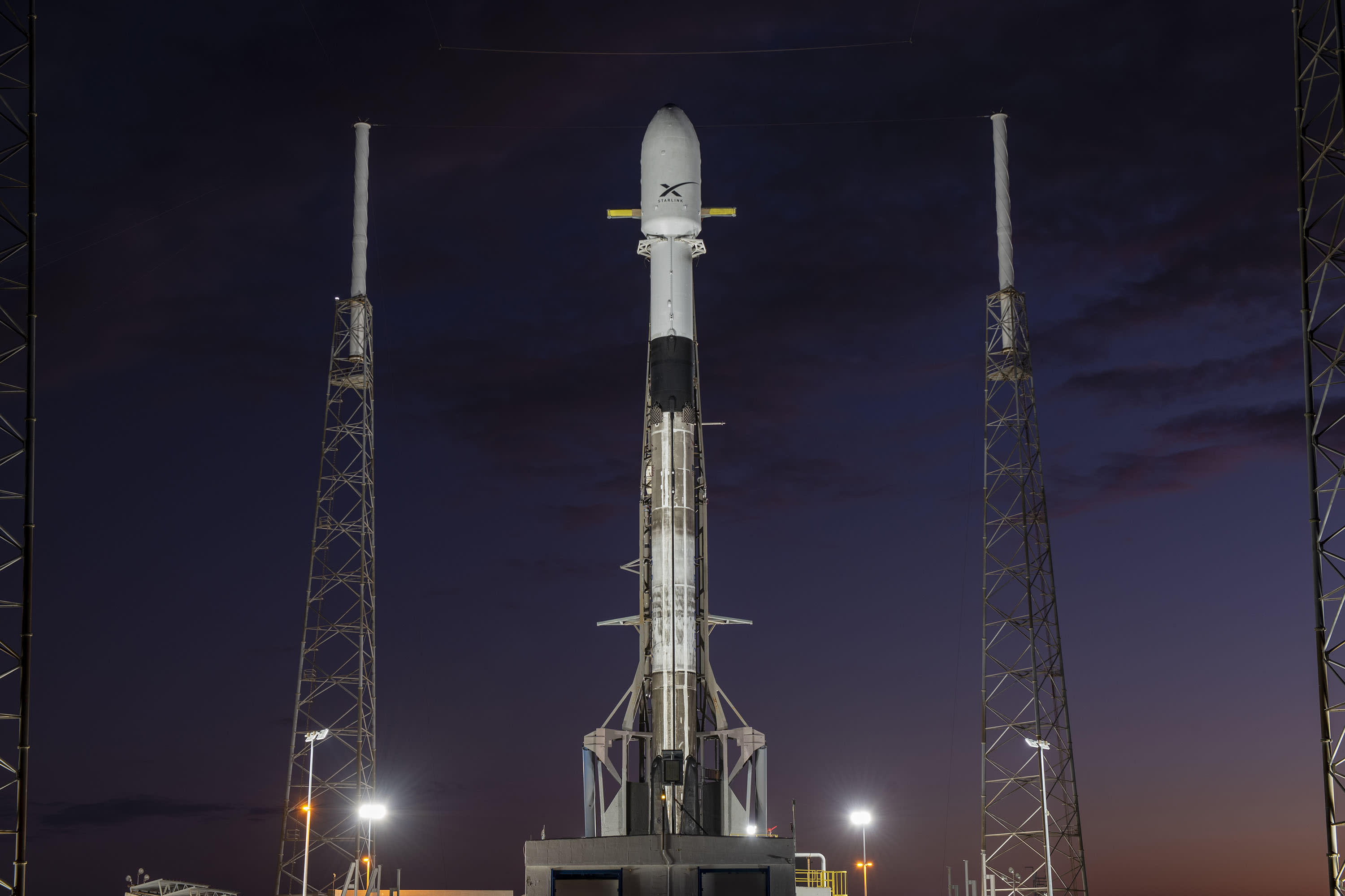 Космическая территория. Falcon 9. Falcon 9 Block 5. Ракета Фалькон 9. Falcon 1 Rocket.