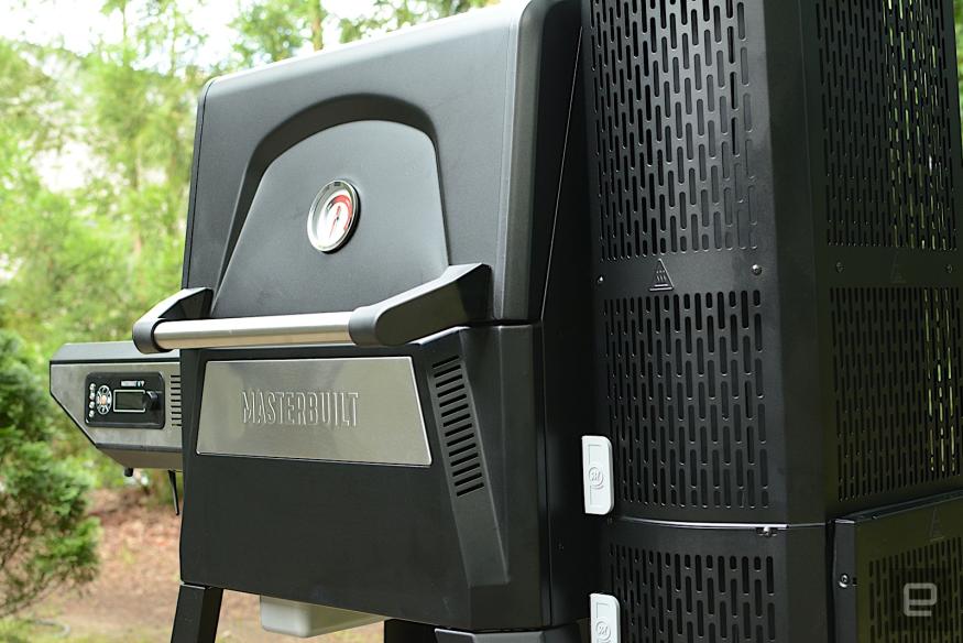 Masterbuilt Gravity Series 560 Digital Charcoal Grill + Smoker Review