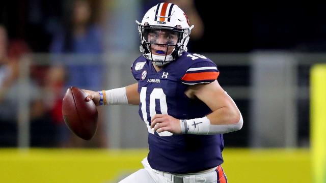 True Freshman Bo Nix's late-game heroics lead Auburn past Oregon