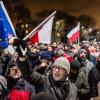 Polonia, in migliaia in piazza per &quot;difendere la democrazia&quot;
