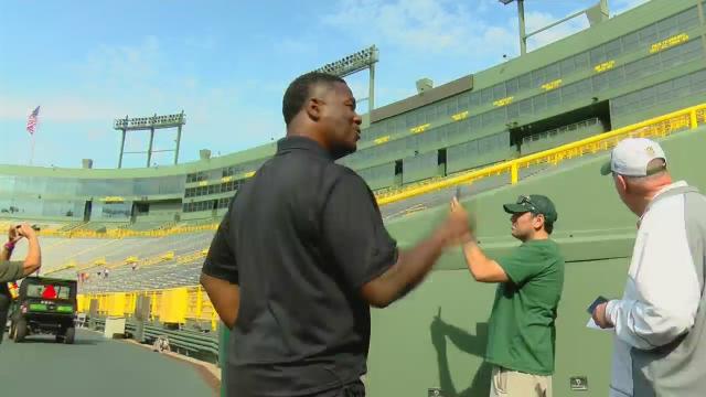 Lambeau Field offers tours