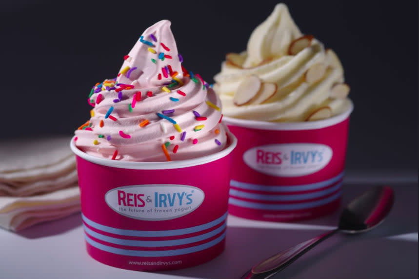 robotic frozen yogurt machine