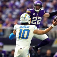 Phoebe Schecter: Justin Herbert is a 'shining light' who must not be  clouded by Los Angeles Chargers defense, NFL News