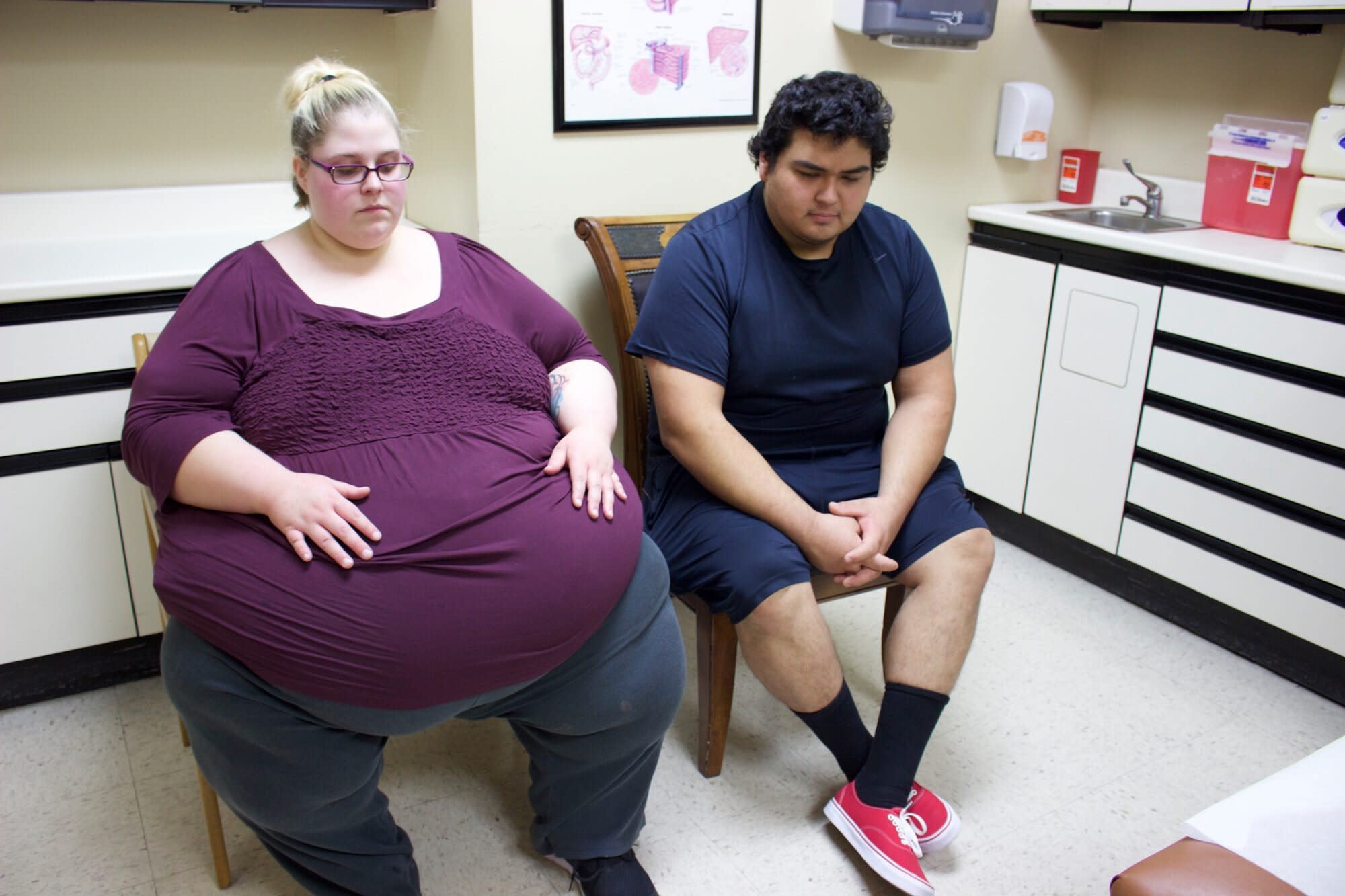 Woman Trying To Lose Weight After Hitting 672 Lbs Struggles To