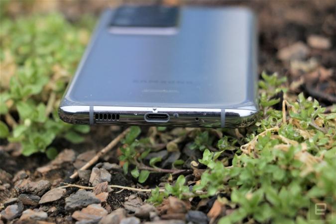 Galaxy S Ultra Review Impressive But Impractical Engadget