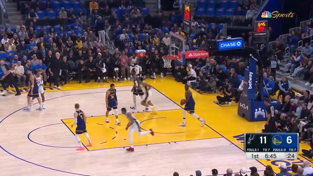 Malaki Branham with a dunk vs the Golden State Warriors