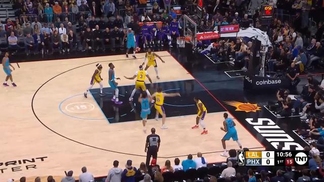 Lonnie Walker IV with a first basket of the game vs the Phoenix Suns