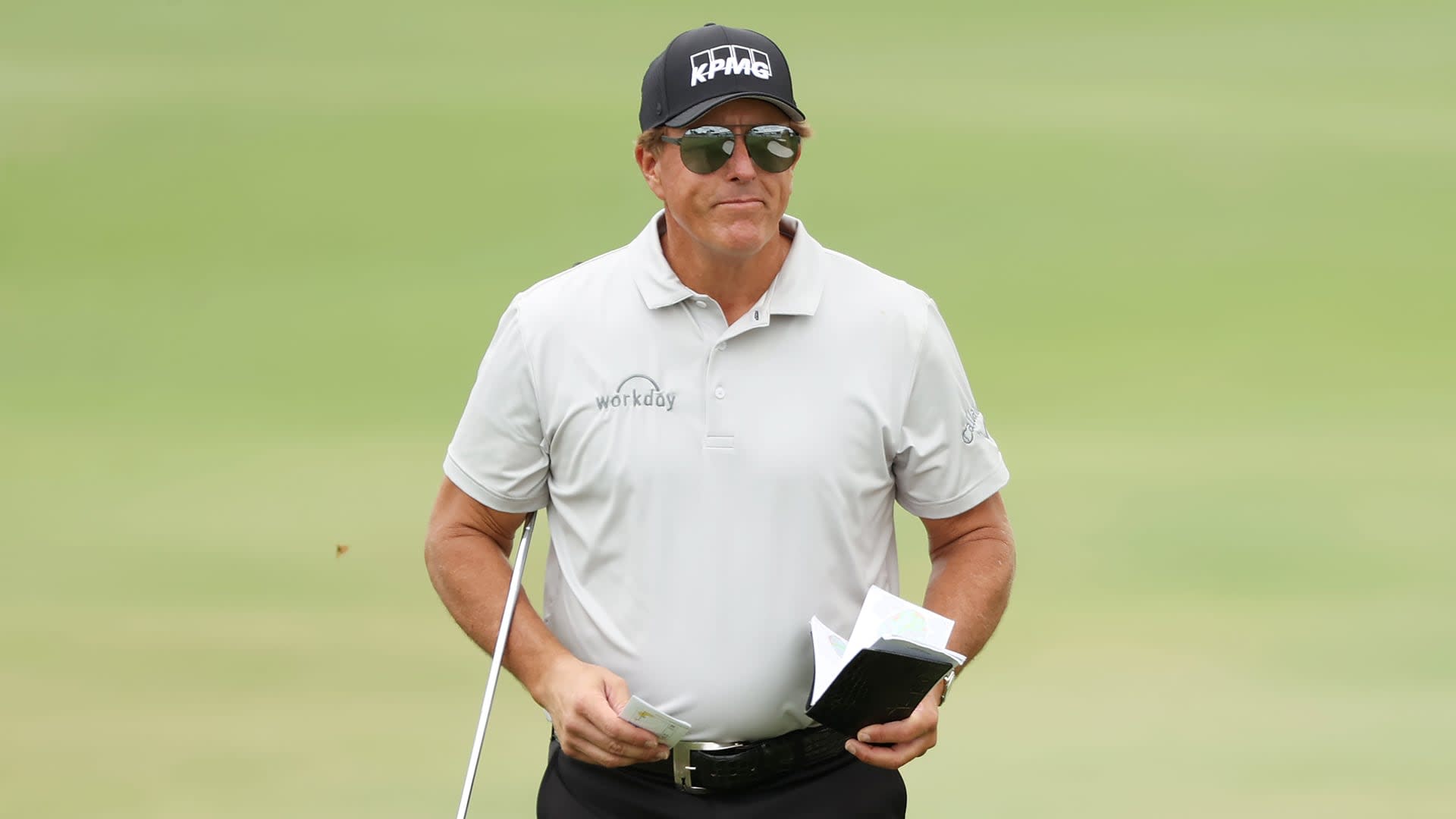 Phil Mickelson unsure if he'd accept special invite into U.S. Open at Torrey - Yahoo Sports