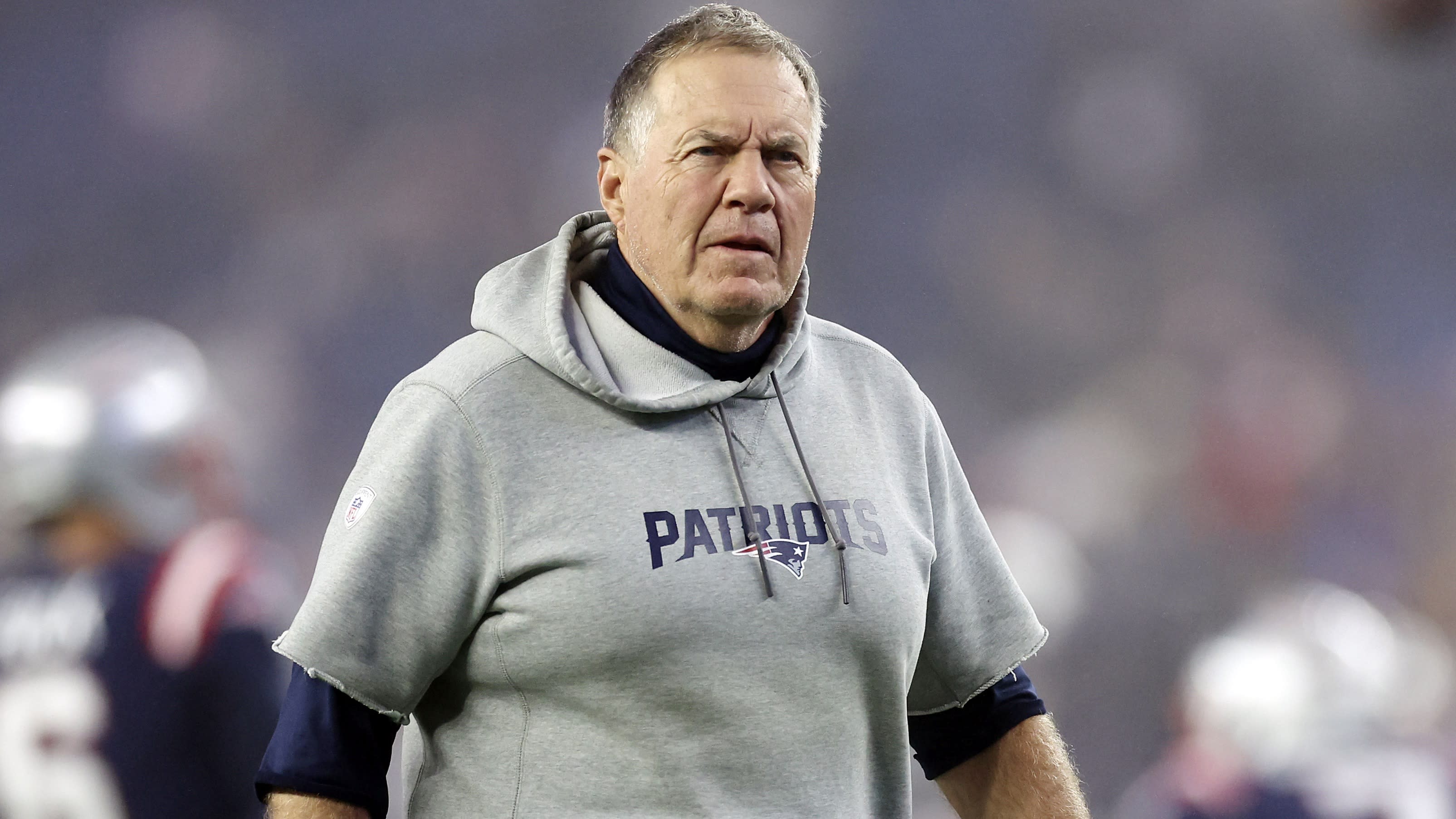 Eagles & Jets heat up NFL trade deadline, why Bill Belichick is