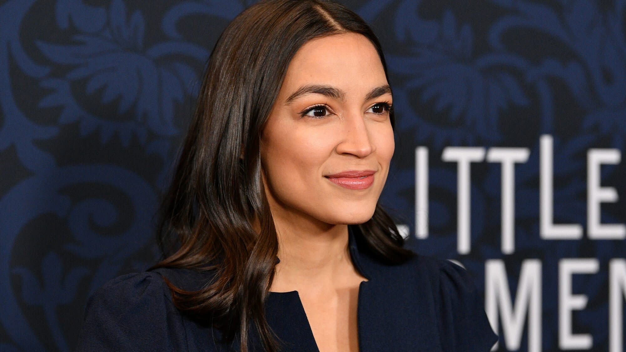 Alexandria ocasio-cortez makeup