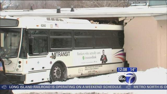 Nj Transit 167 Bus Schedule 2022 Nj Transit Bus Crashes In Snowy Conditions