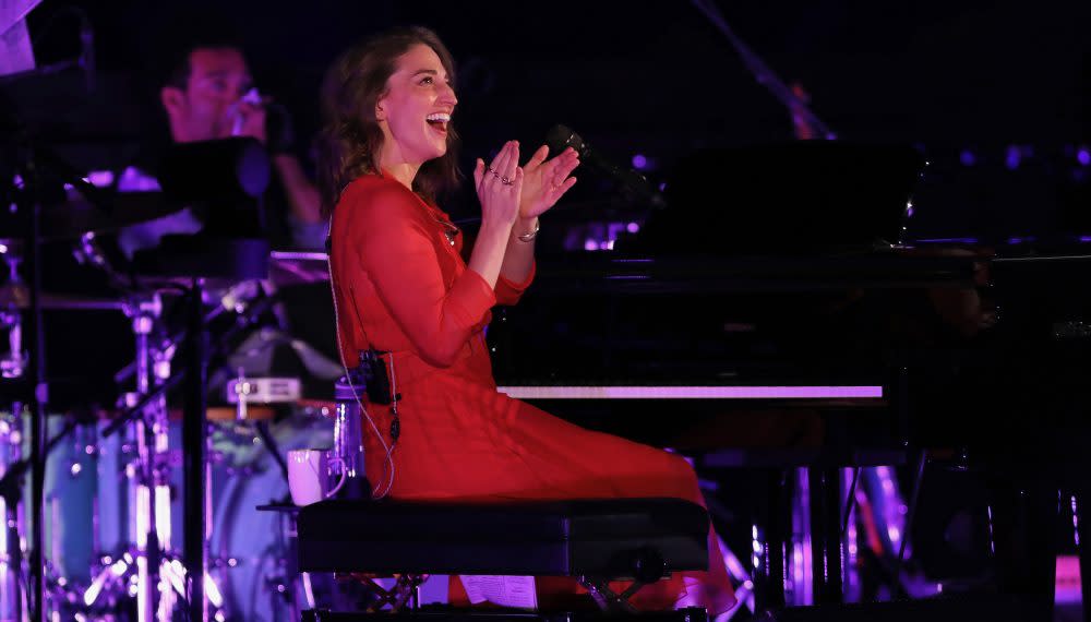 Concert Review Sara Bareilles Heats Up Hollywood Bowl With Moving