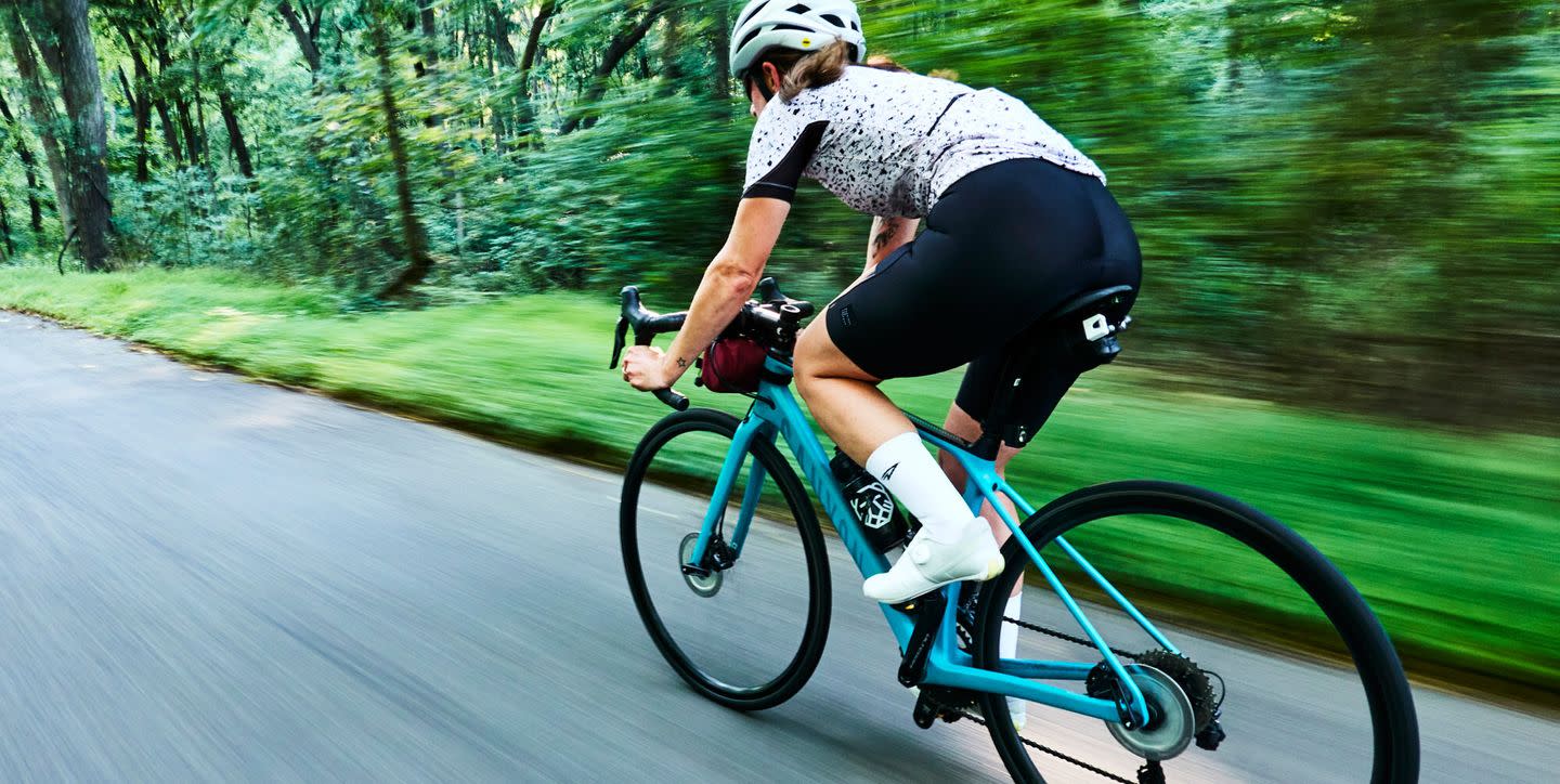 Dear New Cyclists, Don't Wear Underwear With Bike Shorts