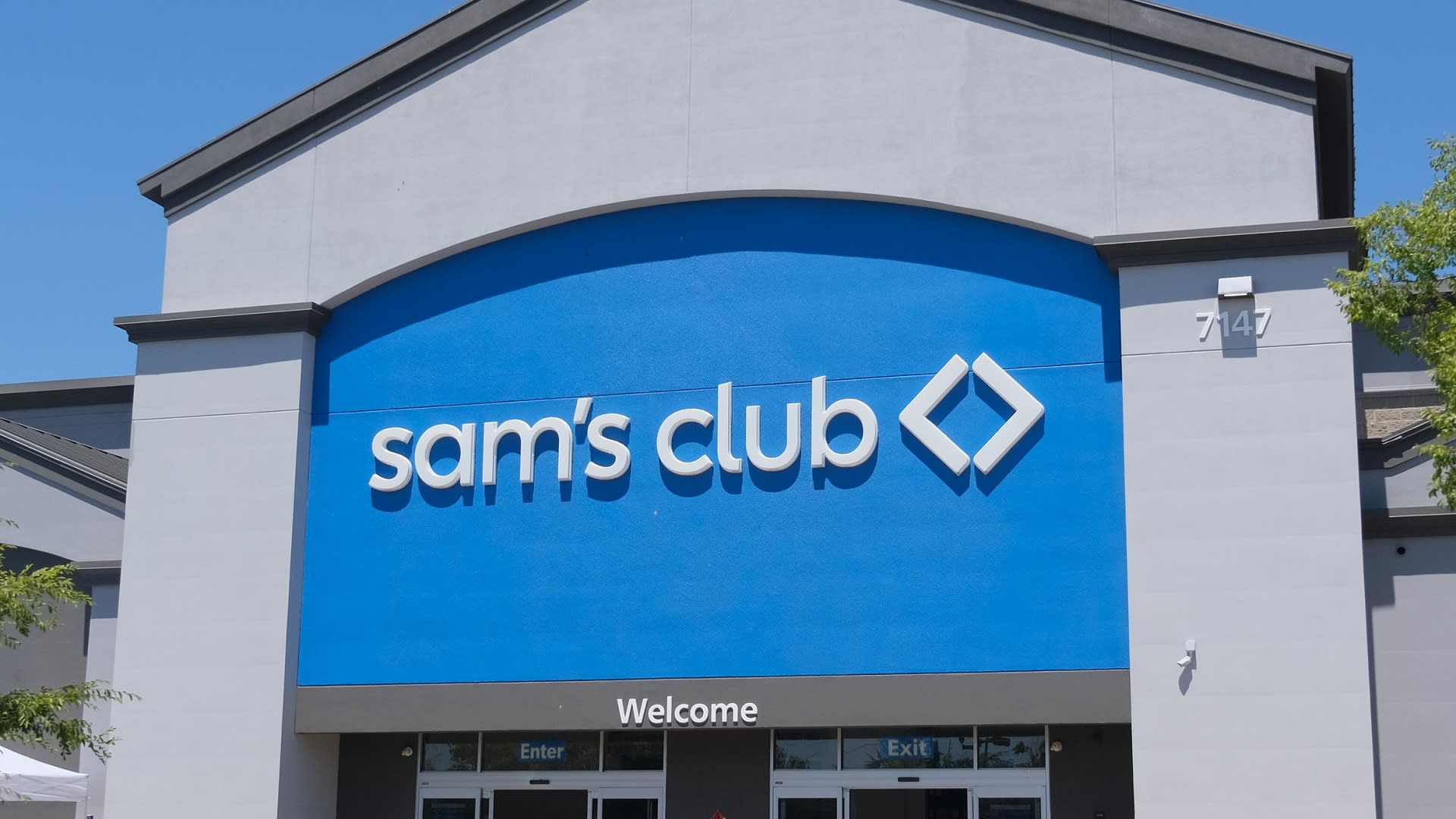 5 Luxury Beauty Products That Are Way Cheaper at Sam’s Club