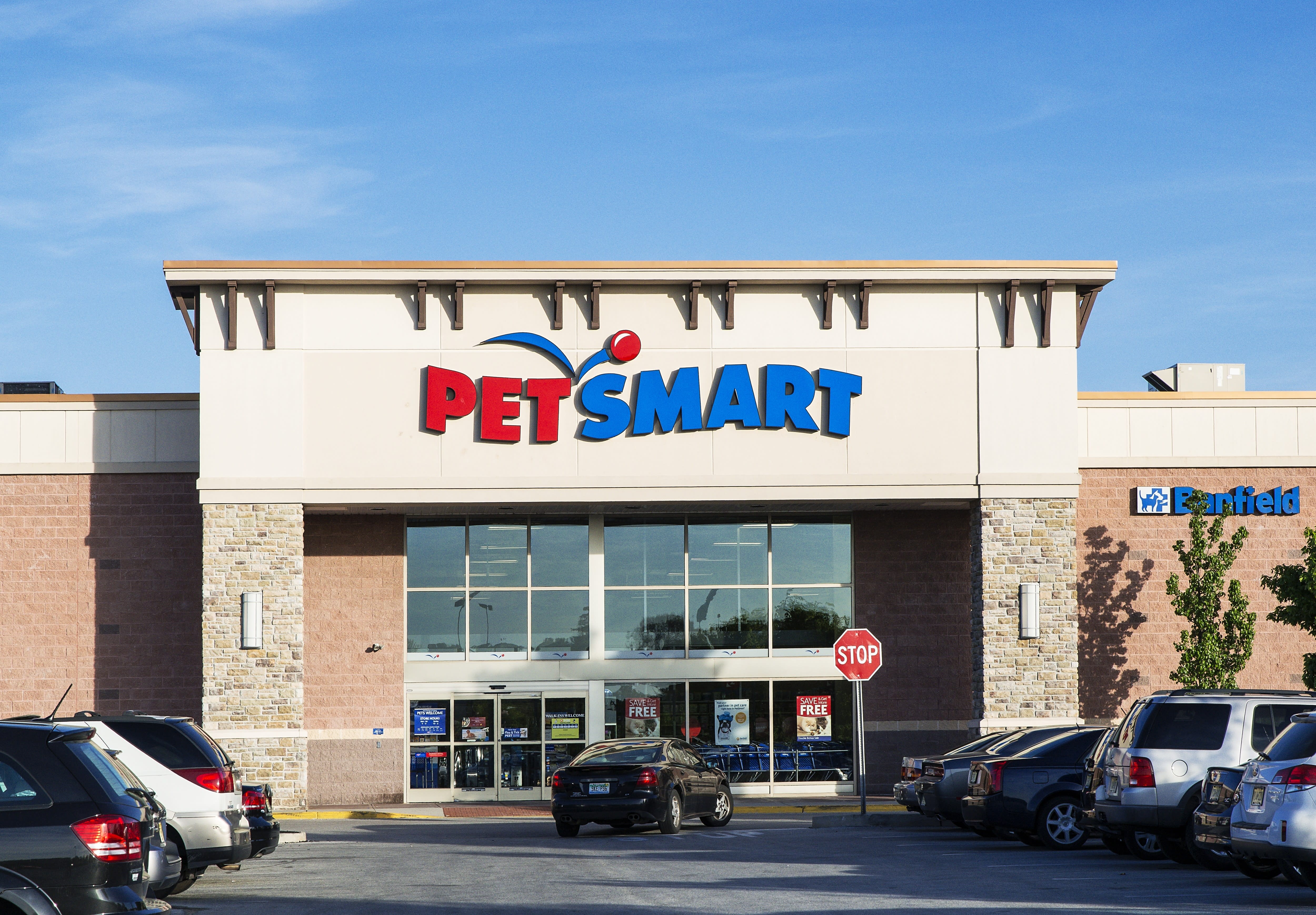 PetSmart Buys Online Pet Retail Rival