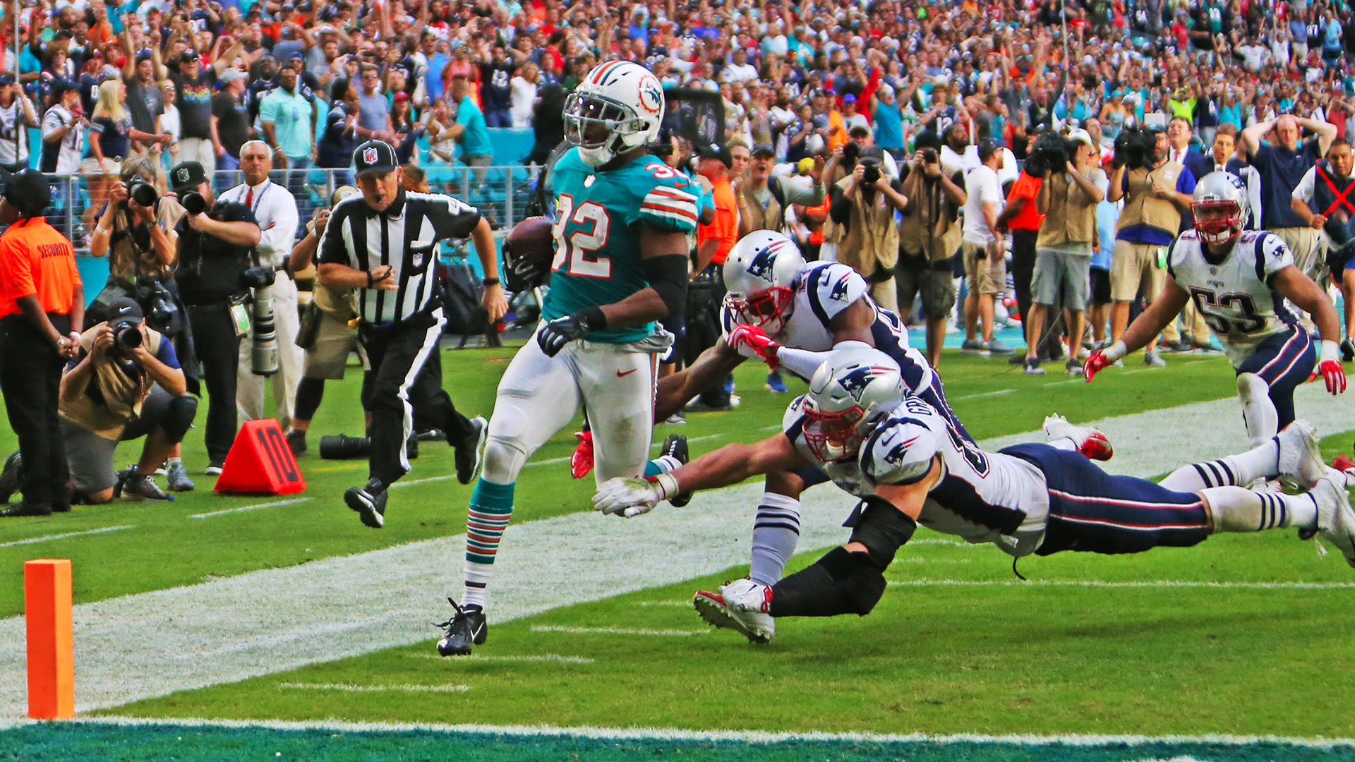 Dolphins pulled off miracle win thanks to Gronk's awful tackling angle