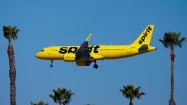 Spirit Airlines stock falls on report of potential bankruptcy filing