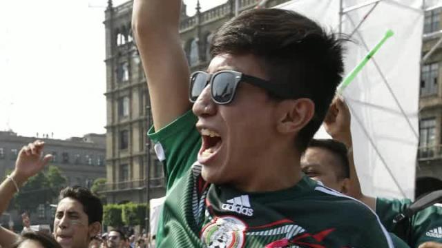 Mexico loses 3-0 to Sweden, but moves on after Germany loss to South Korea