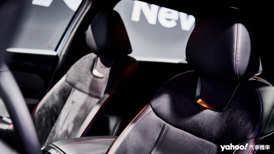 Hyundai Tucson L N Line在座椅配置方面也採用專屬的類麂皮設計並配有N品牌Logo。 - 8
