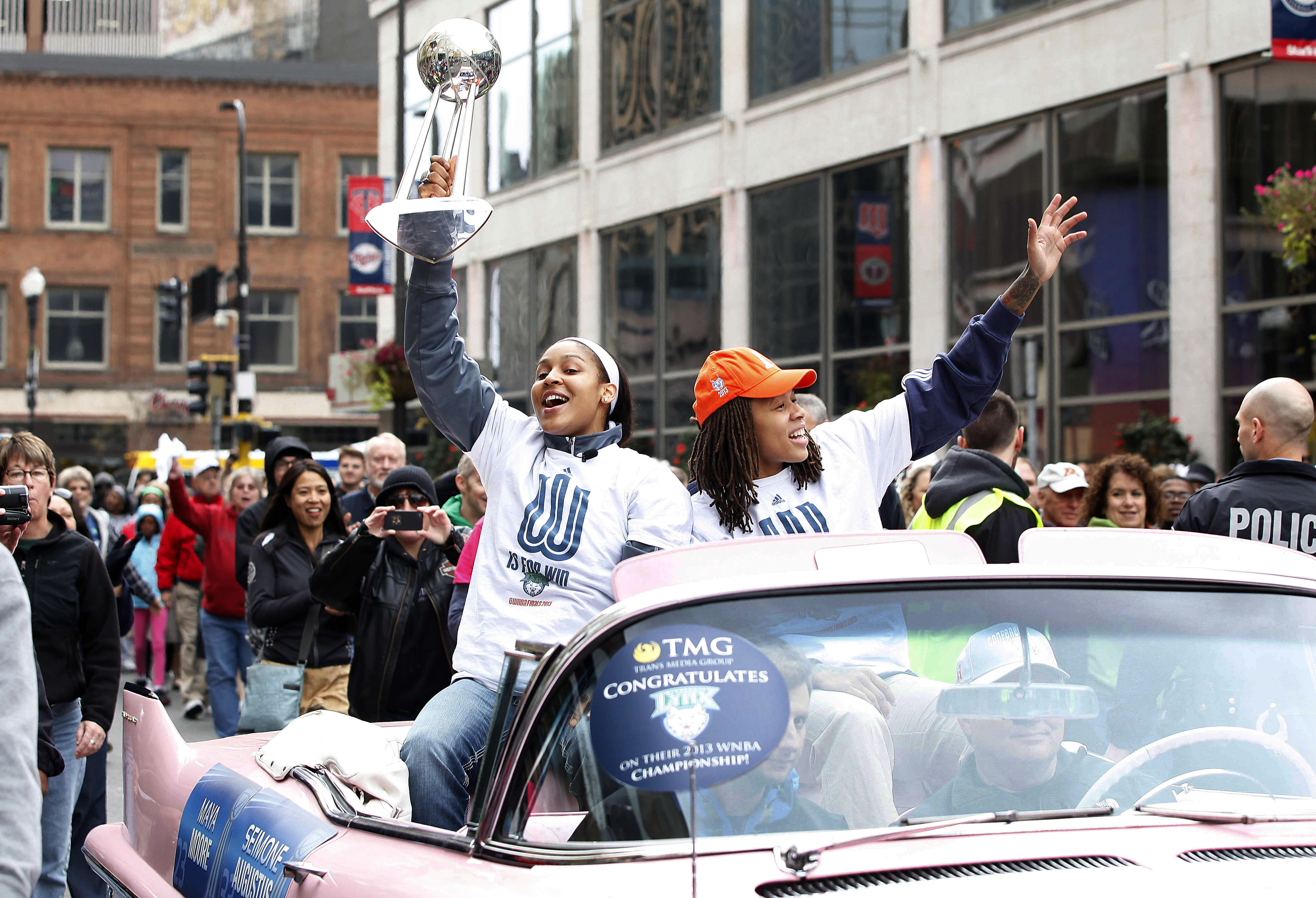 Minnesota Lynx celebrate WNBA title with parade