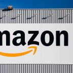 Amazon partnering with Warren Buffett, JPMorgan to create health care company