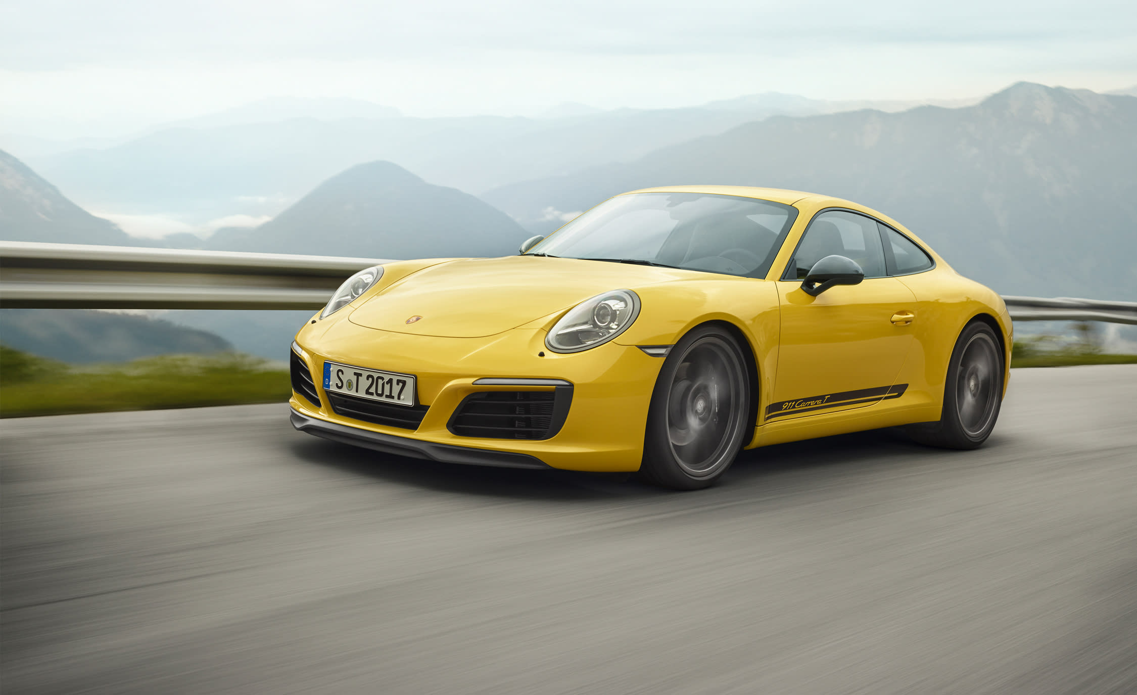 2018 Porsche 911 Carrera T The Purist's Base Model