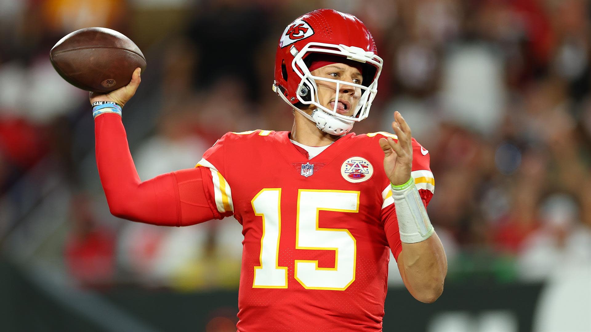 Chiefs' Patrick Mahomes focused on legacy and winning rings, not money