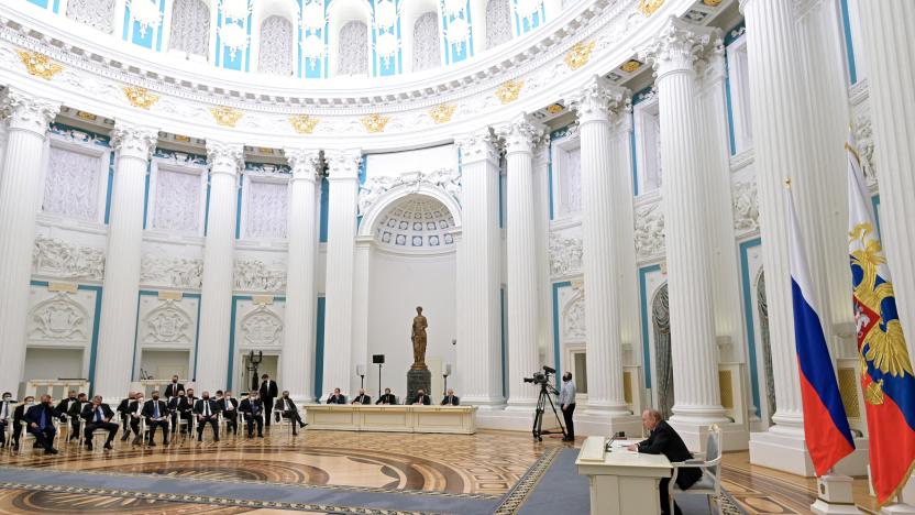 Russian President Vladimir Putin attends a meeting with representatives of the business community at the Kremlin in Moscow, Russia February 24, 2022. Sputnik/Aleksey Nikolskyi/Kremlin via REUTERS ATTENTION EDITORS - THIS IMAGE WAS PROVIDED BY A THIRD PARTY.