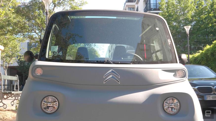 Driving Citroen's pint-sized Ami EV is as fun as it looks | Engadget
