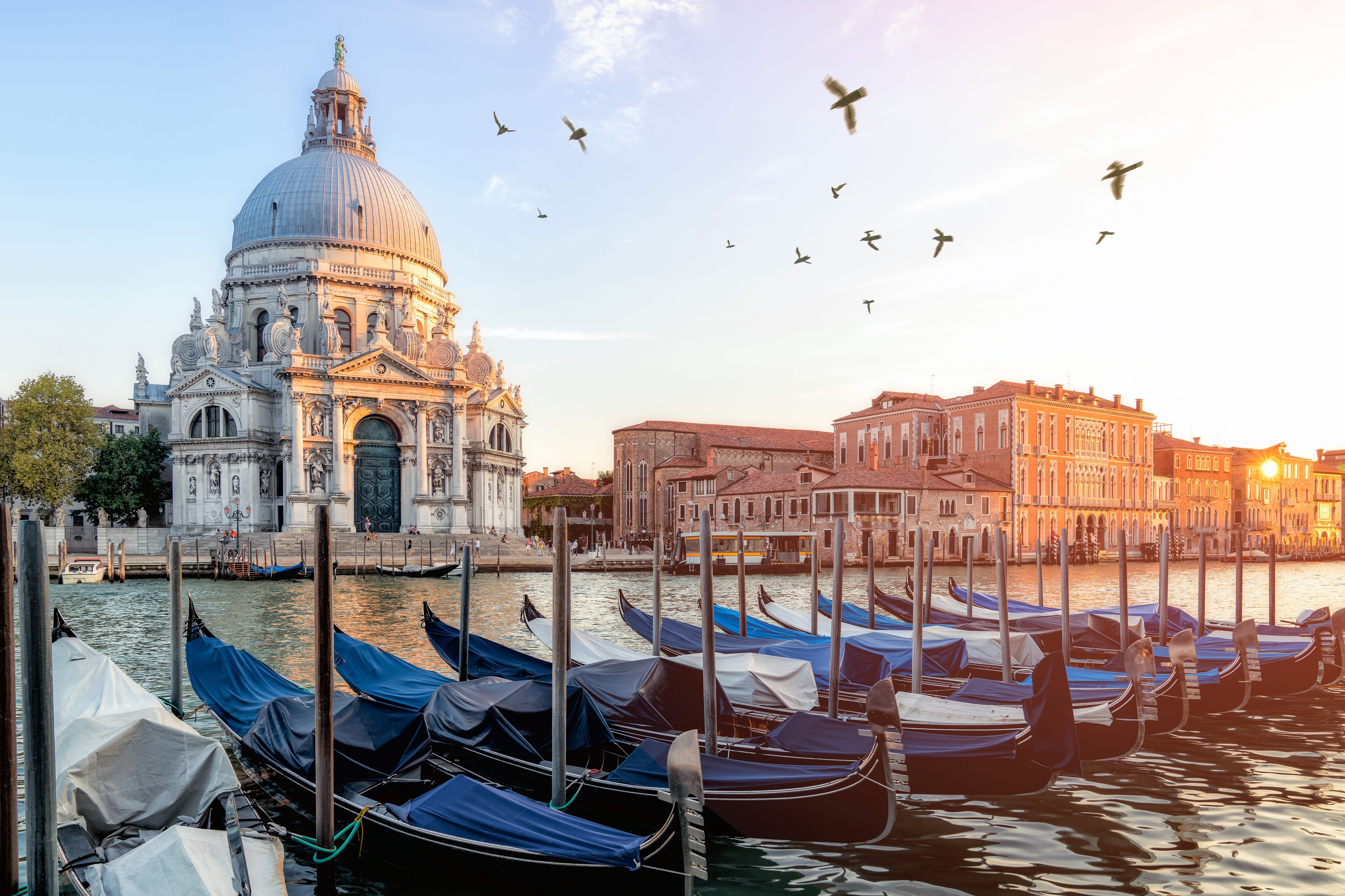 the picturesque tour of italy