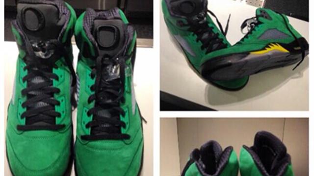 Ducks Football Players Get Their Own Exclusive Shoes 