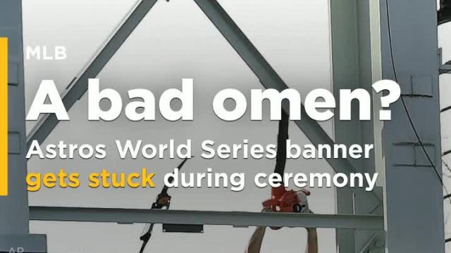 Bad omen: Astros World Series banner gets stuck during ring ceremony