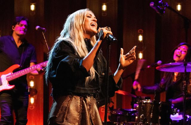 Carrie Underwood performs for Apple Music Sessions