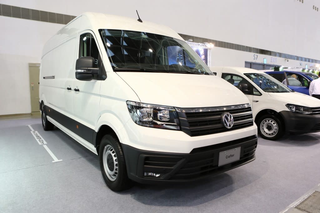 中軸高頂 長軸高頂全員到齊 Volkswagen 全新世代crafter Van 為期三天vip 巡迴展示會開跑 汽機車 Yahoo奇摩行動版