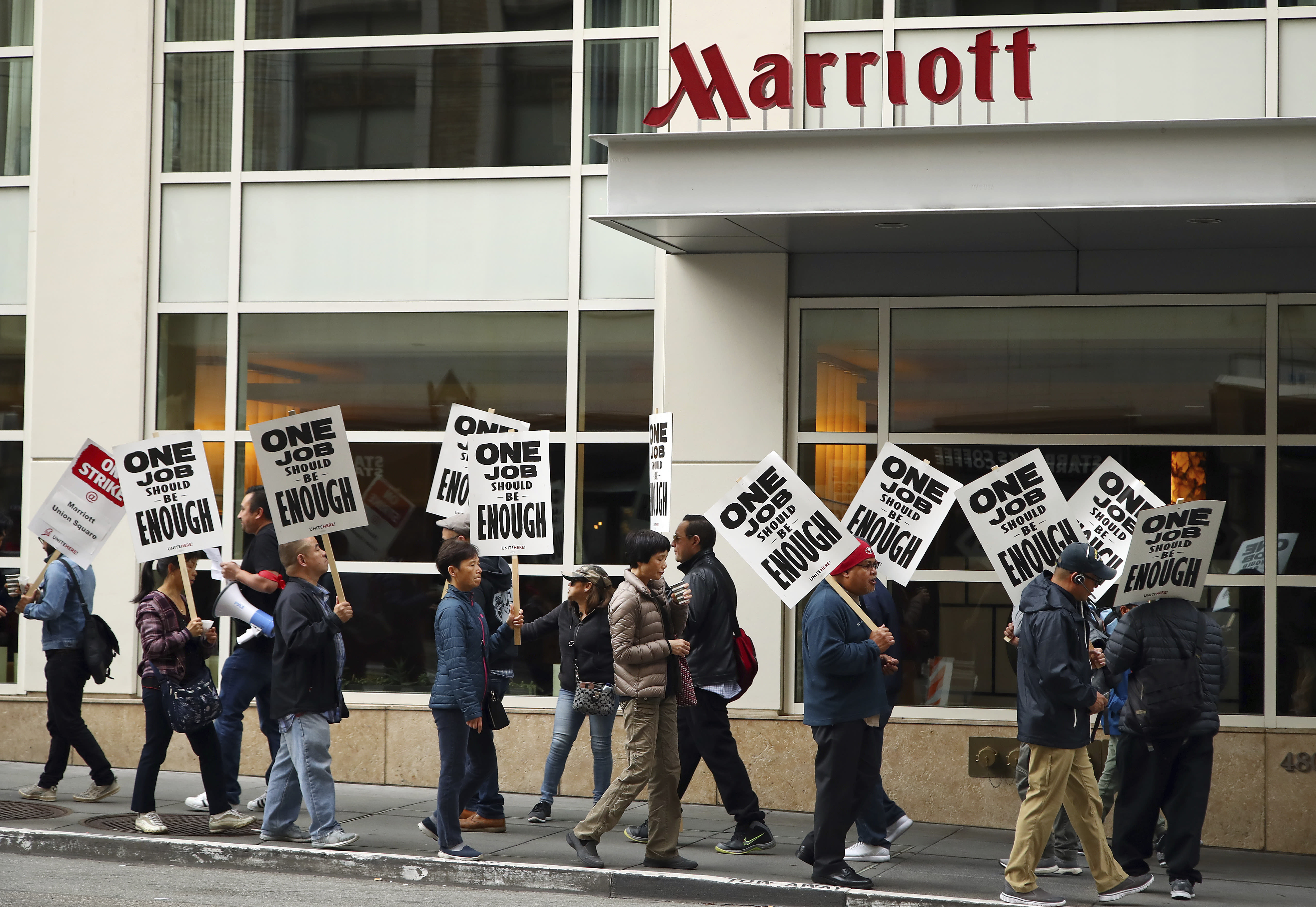 Thousands of San Francisco hotel workers join strike