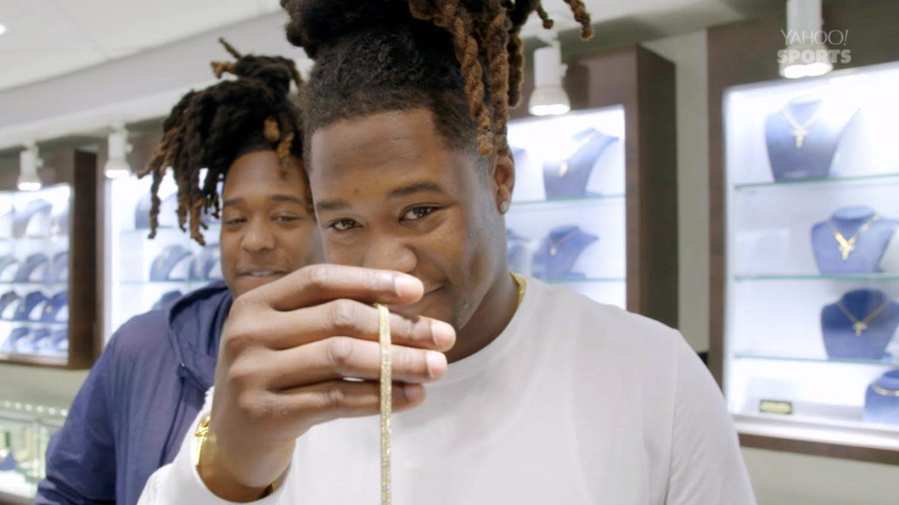 Shaquem and Shaquill Griffin: UCF coach George O'Leary forced haircuts -  Sports Illustrated