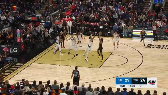 Gary Trent Jr. with a 2-pointer vs the Dallas Mavericks