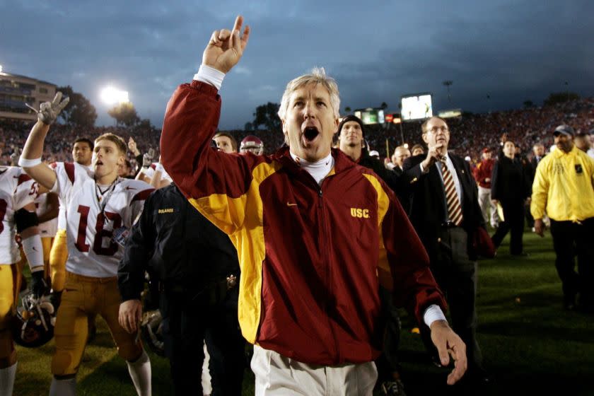 Q&A: Pete Carroll looks back 20 years after USC took a chance on twice