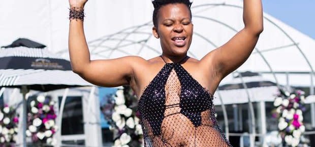 Pics Zodwa Wabantu Makes Jaw Dropping Durban July Entrance In Her Most Revealing Outfit Yet 