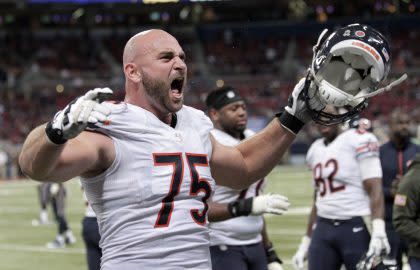 The Chicago Bears gave Kyle Long a lucrative extension (AP).