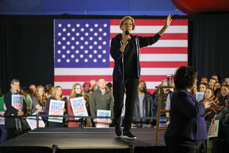 FILE PHOTO: U.S. Democratic presidential candidate Sen. Elizabeth Warren holds a town hall event in West Des Moines