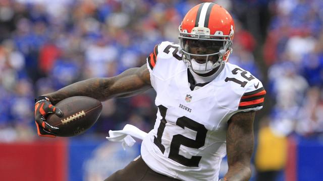 Should fantasy owners take a chance on Josh Gordon in Week 13?