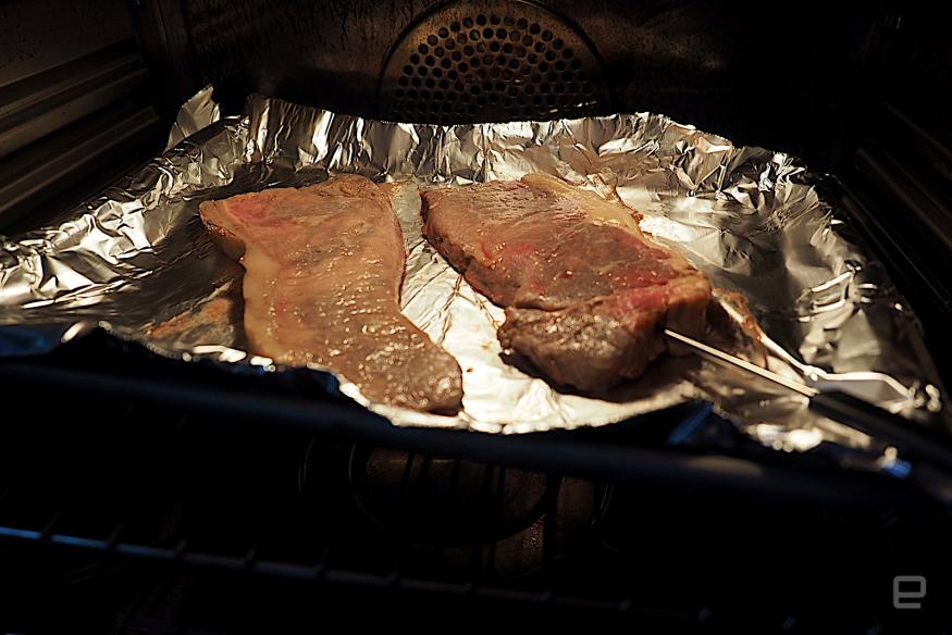 Anova Precision Oven Sous Vide Mode Bagged vs. Bagless on Chuck Steaks 