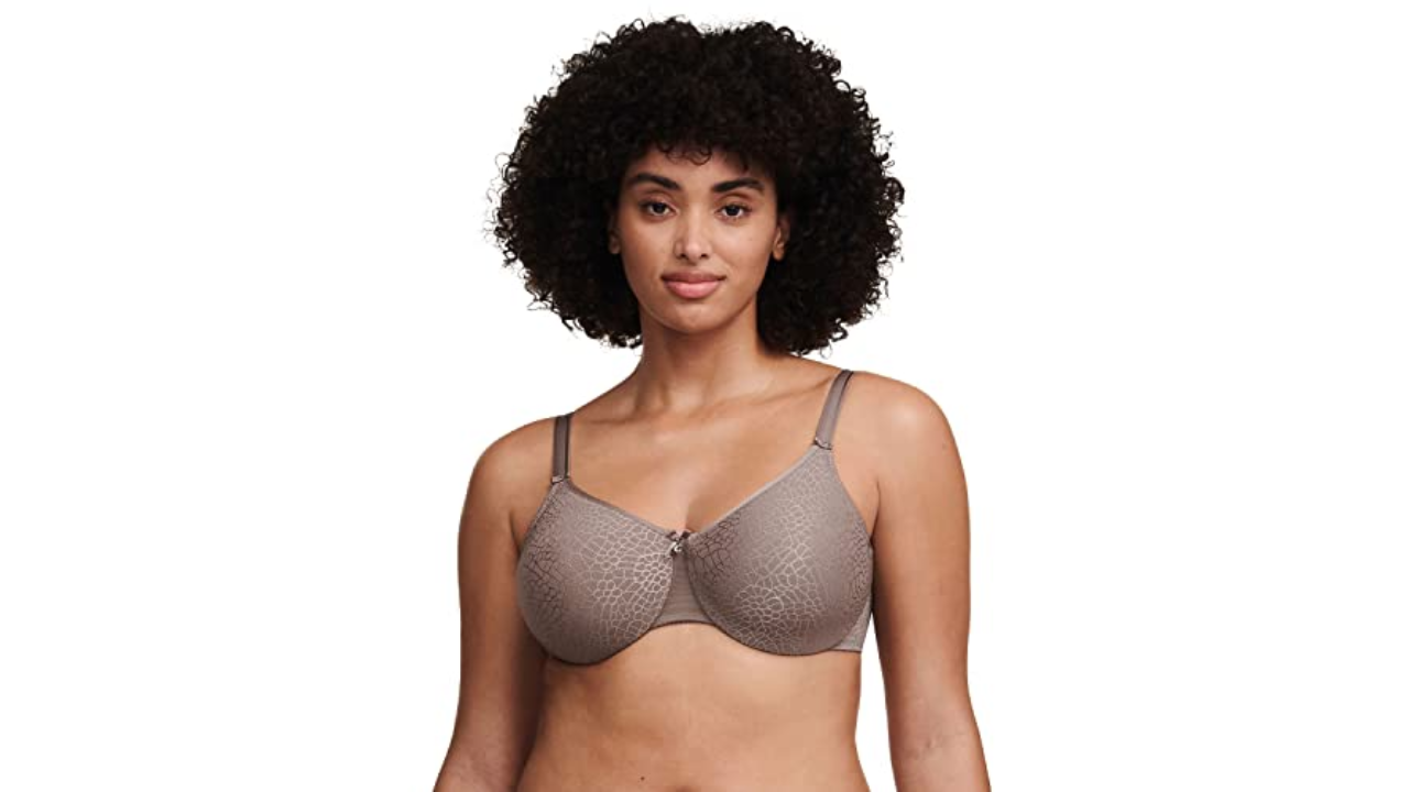  Women's Comfortable Sexy Fixed Cup Adjustable Gathered  Breathable Non Slip Strapless No Bra to Make Breast Look Soft Beige :  Clothing, Shoes & Jewelry