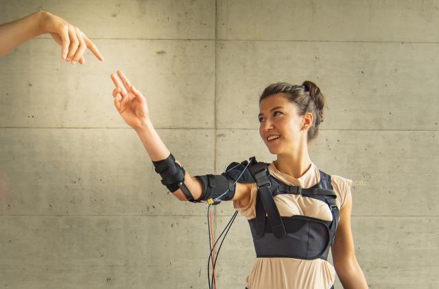 Myoshirt arm muscle exoskeleton