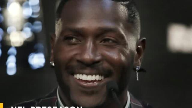 Antonio Brown turns to Twitter to help him find a helmet to wear this year