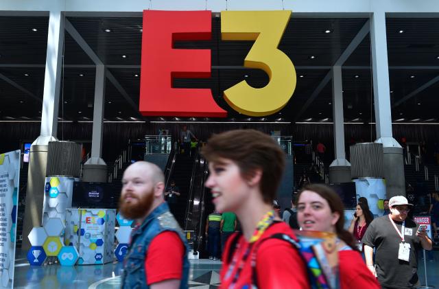 Gaming fans attend the 24th Electronic Expo, or E3 2018 in Los Angeles, California on June 13, 2018, where hardware manufacturers, software developers and the video game industry present their new games between June 12-14. (Photo by Frederic J. BROWN / AFP)        (Photo credit should read FREDERIC J. BROWN/AFP via Getty Images)