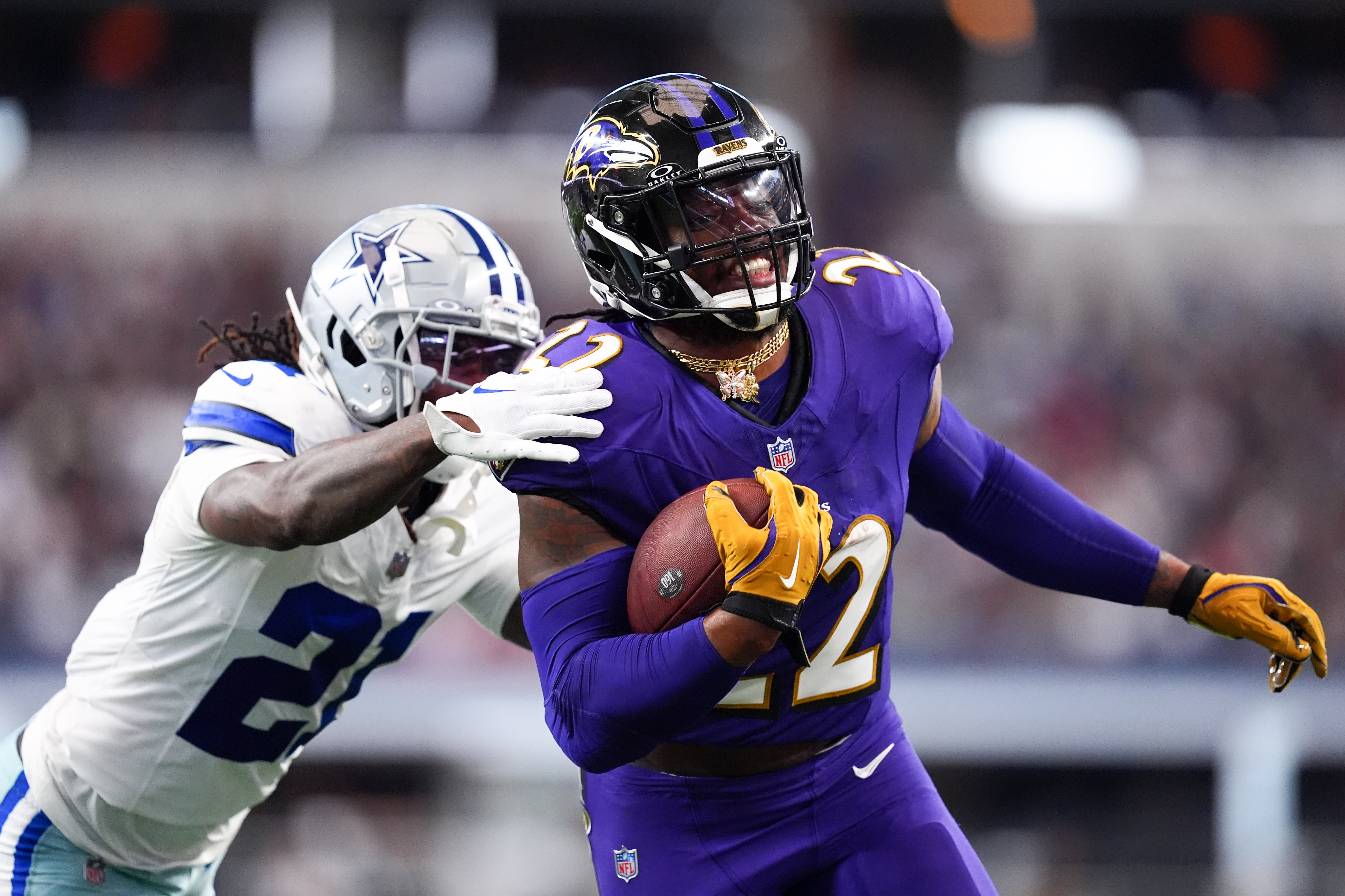 Live updates: Ravens rolling over reeling Cowboys