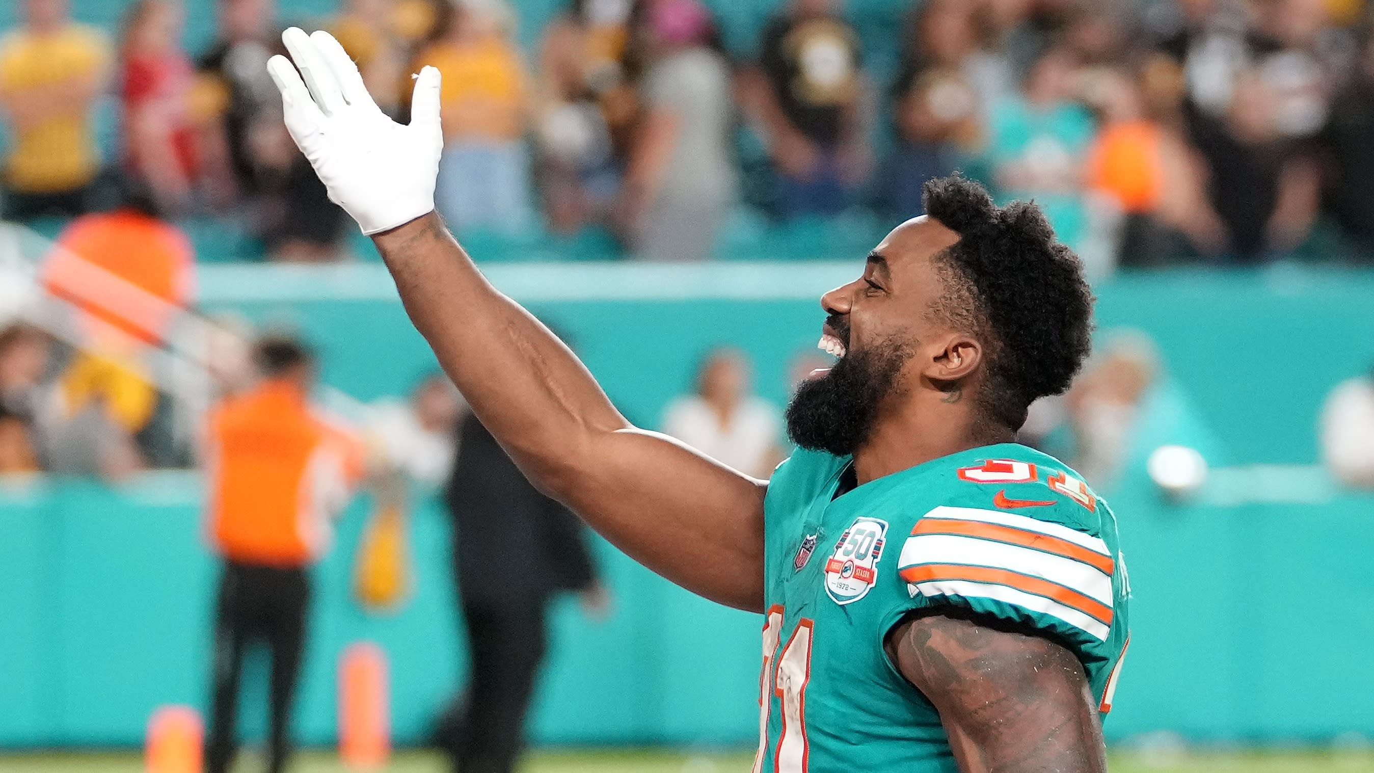 Dolphins RB Raheem Mostert on Tua, Deebo vs. Tyreek, Gesicki's