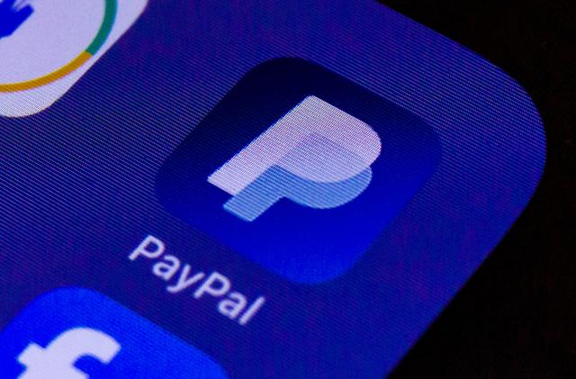 BOCHUM, GERMANY - MAY 11: (BILD ZEITUNG OUT) A smartphone screen is seen with the App Paypal on May 11, 2020 in Bochum, Germany. (Photo by Mario Hommes/DeFodi Images via Getty Images)